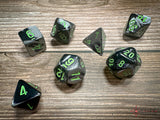 Chessex Polyhedral 7-Die Würfel-Set Borealis - Icicle/Hellblau