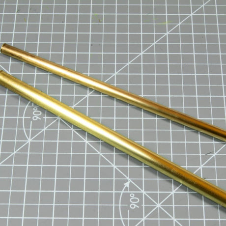 AK Interactive Dioramas BRASS PIPES 1,5mm, 5 units