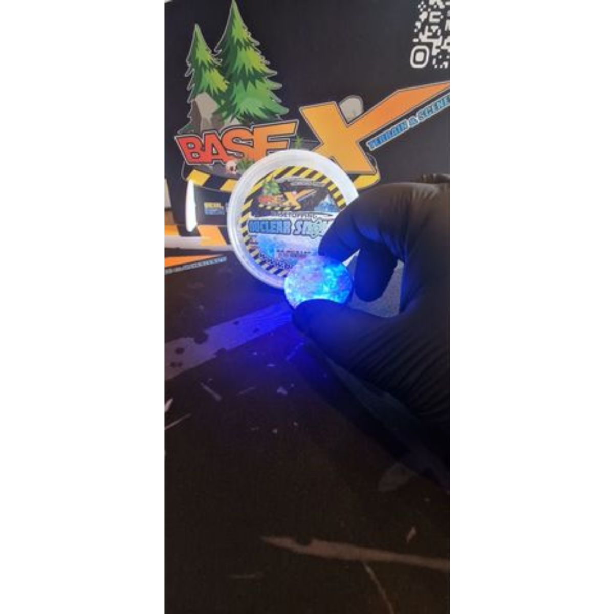 Basetopping NUCLEAR SNOW (140ml) UV-Effect snow series