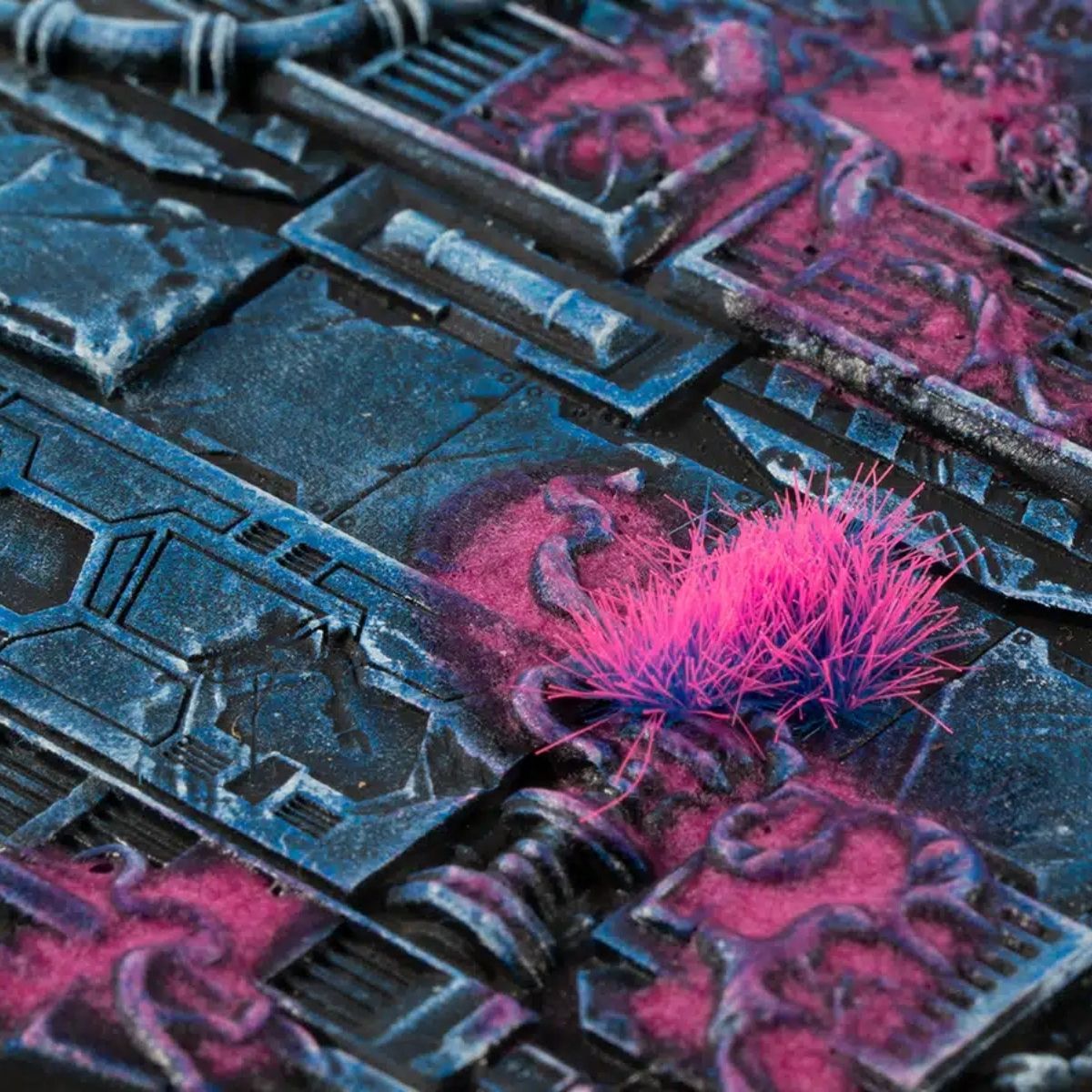 Gamers Grass Alien Infestation Bases, Round 80mm (x1)